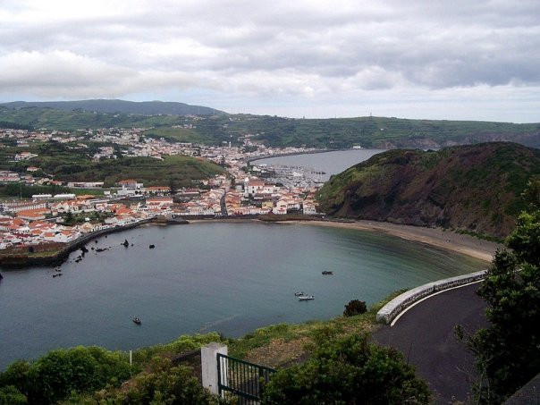Praia do Porto Pim-奥尔塔必去景点