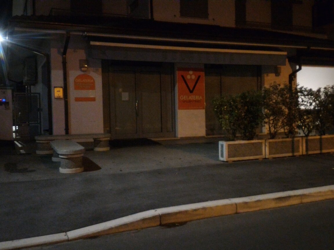 Gatteo餐馆和美食-Gelateria Valentino