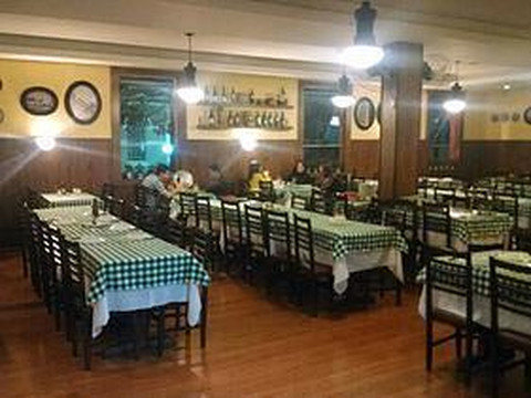 Tres Coracoes餐馆和美食-Pizzaria La Piu Bella