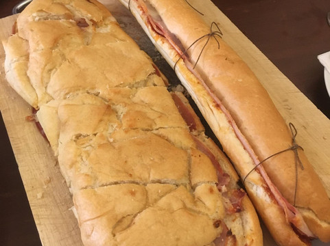 梅利亚纳餐馆和美食-El Pito