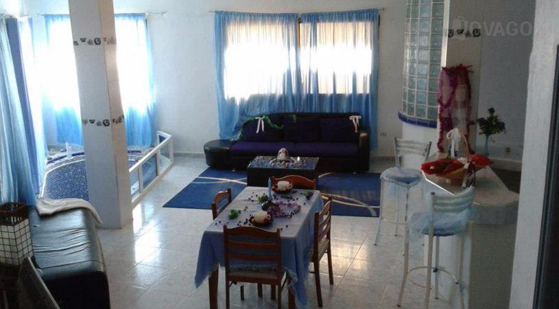 Handsome Hotel