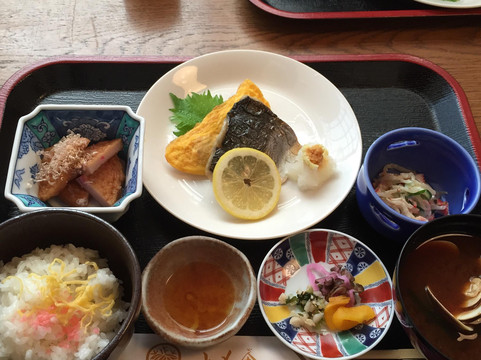 川越町餐馆和美食-Japanese Restaurant Tomoya