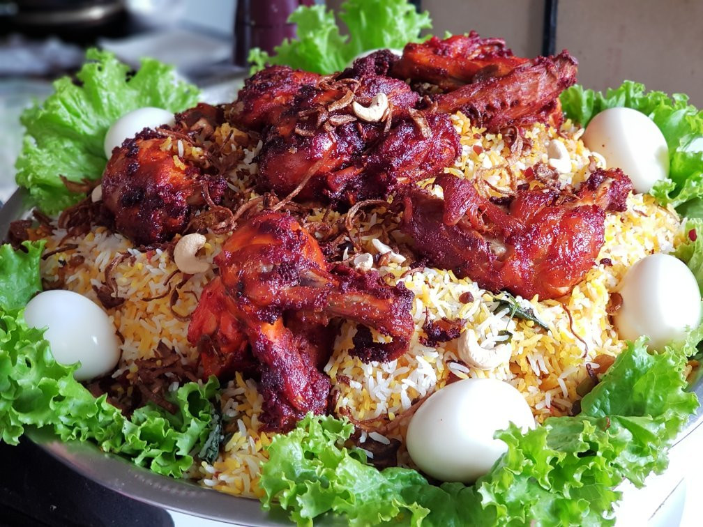 班达拉维拉餐馆和美食-Q Dine Pizza Hub Family Restaurant