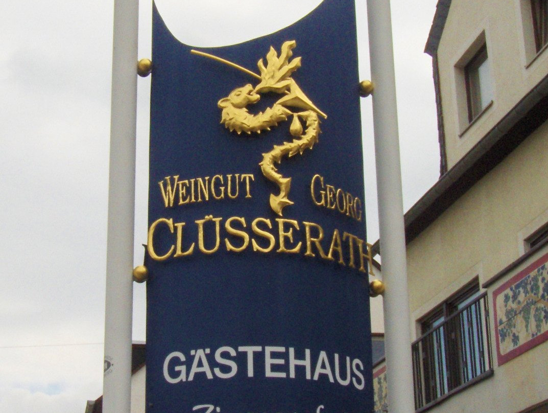 Grafendhron酒店住宿-Weingut Georg Clusserath