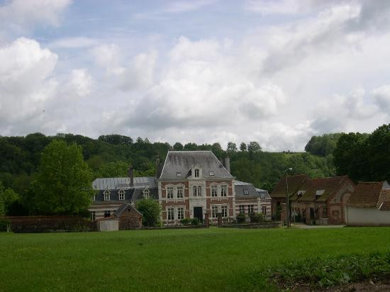 Chateau d'Embry主图