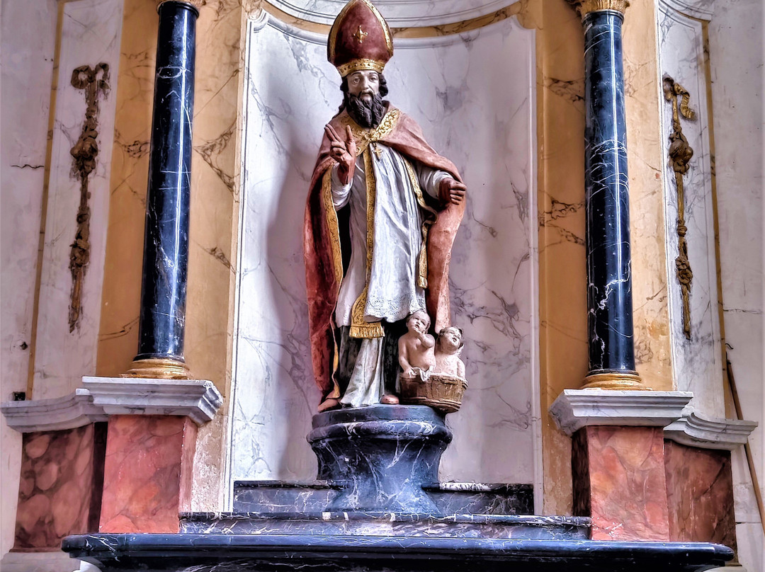 Eglise Saint-Aubin (La-Plaine)景点图片