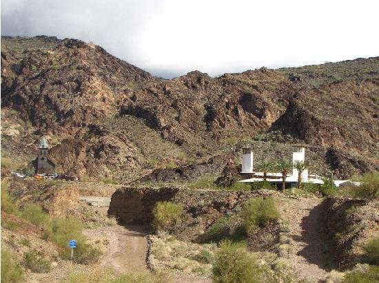 Desert Bar and Nellie E Saloon-帕克必去景点