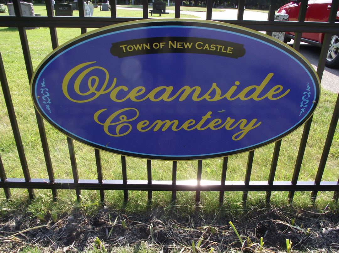 Oceanside Cemetery景点图片