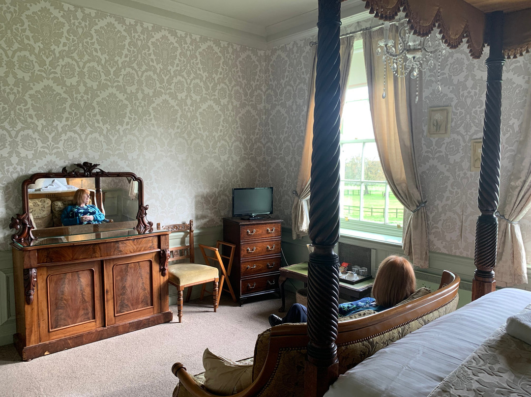 Rowley Manor Country House Hotel主图