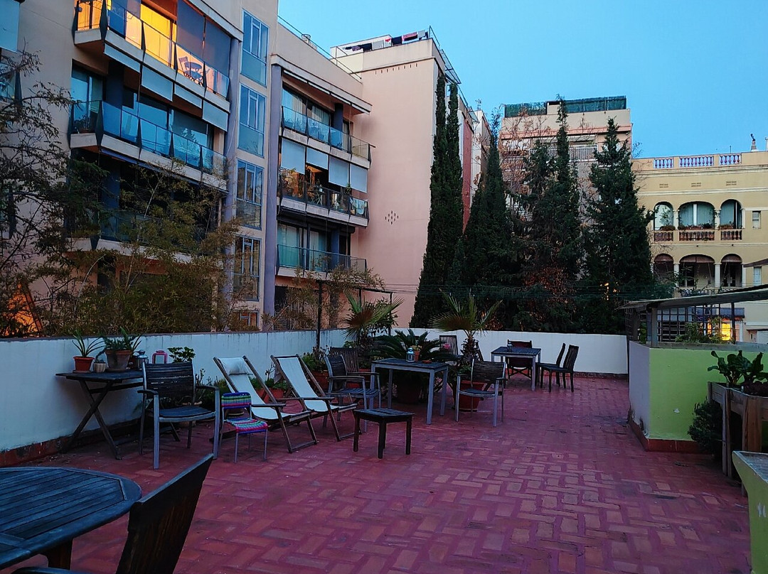 旅馆与一室公寓酒店主图