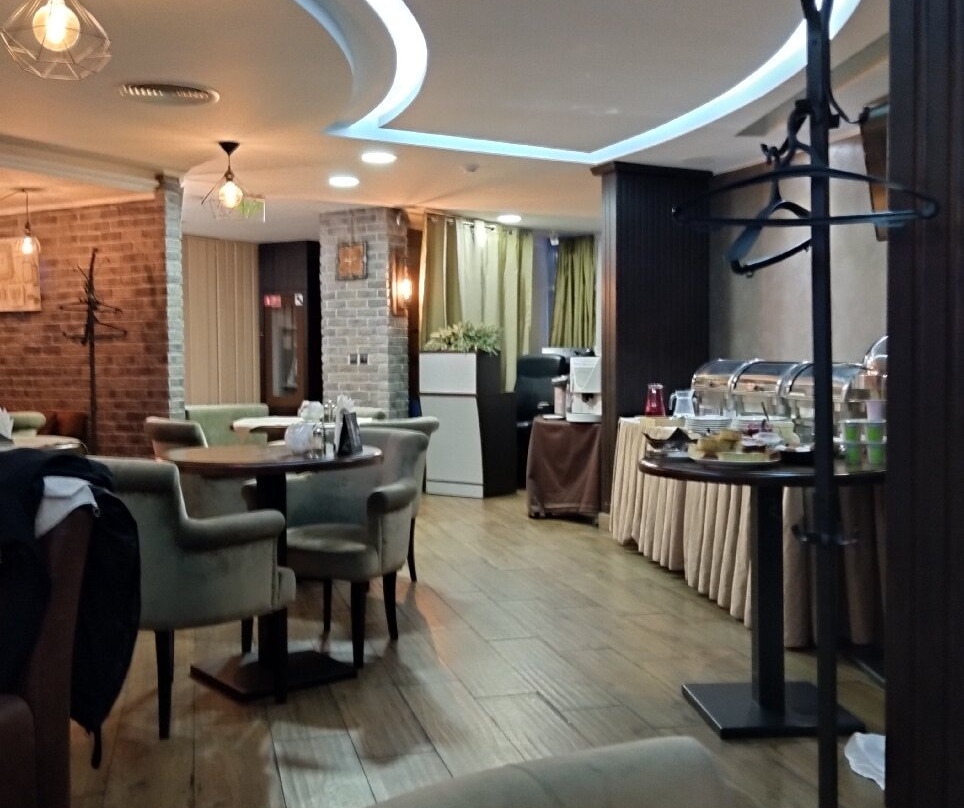 维萨威酒店主图