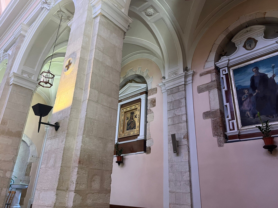 Cathedral of Assumption景点图片