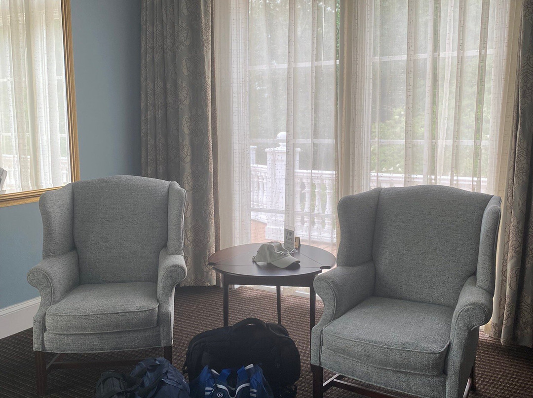 Dancing Rabbit Clubhouse主图