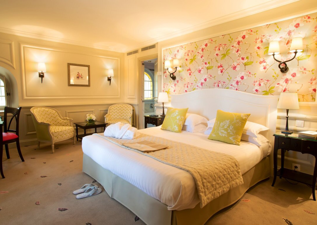 卡蒂勒酒店主图