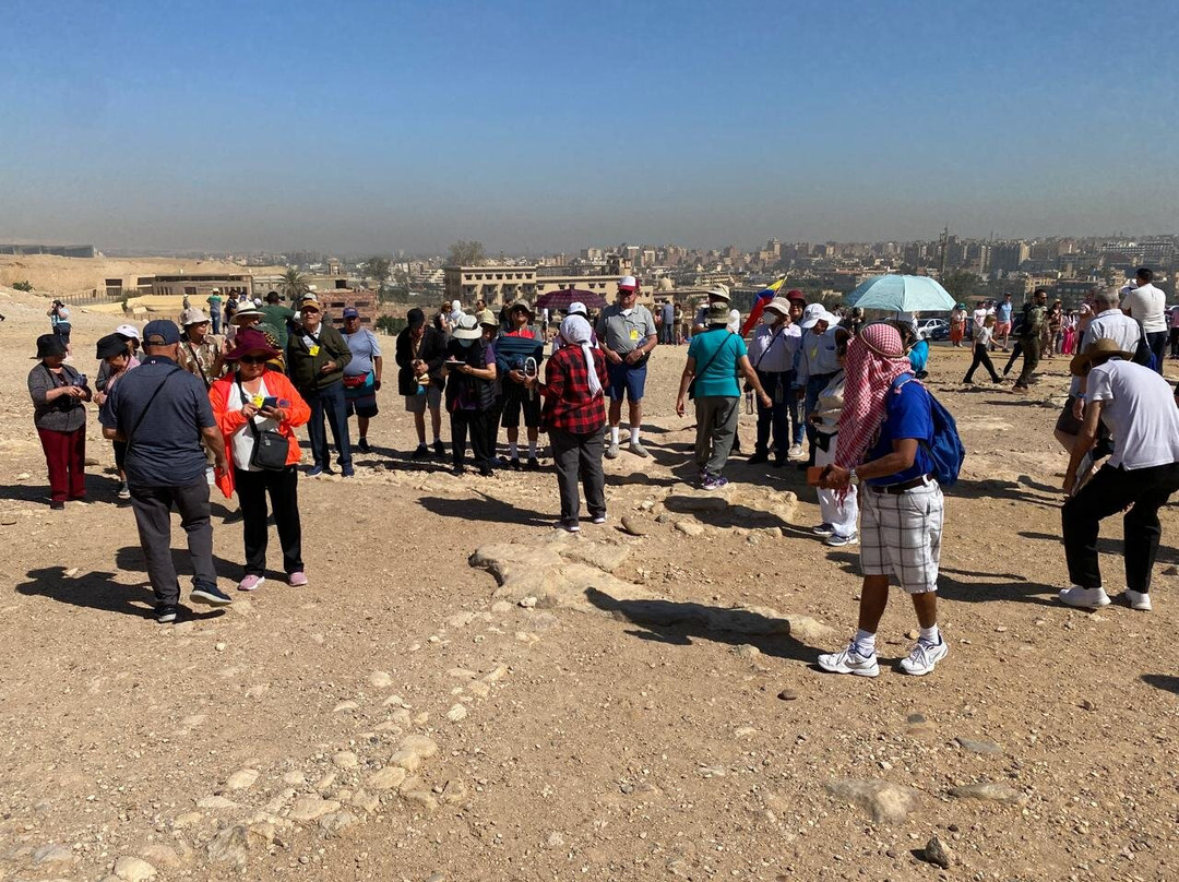 Red Rose Travel-亚斯文必去景点