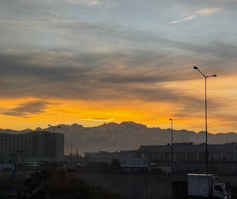 La Quinta by Wyndham Santiago Aeropuerto主图