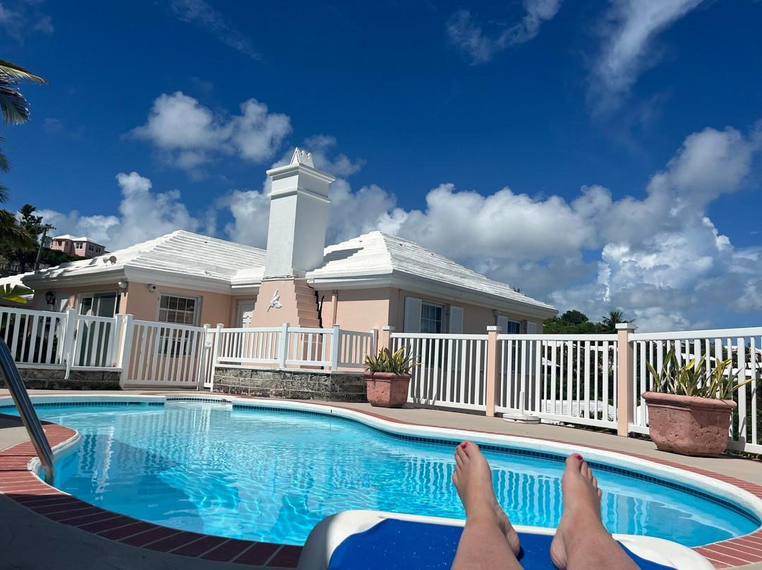 Clairfont Apartments主图