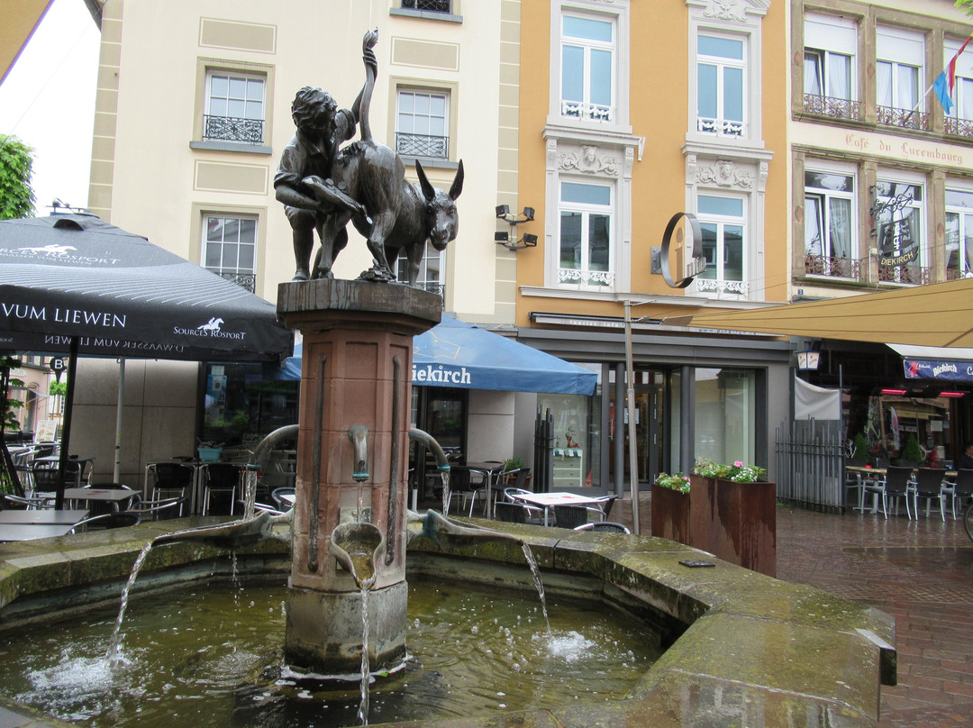 Fontaine Des Anes (donkey Fountain)