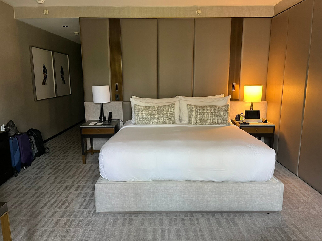 黑泽尔顿酒店主图