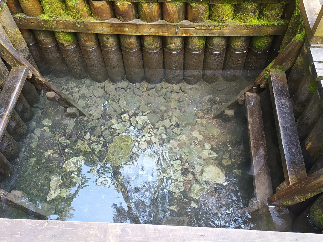 Radon  Streams and Lakes景点图片