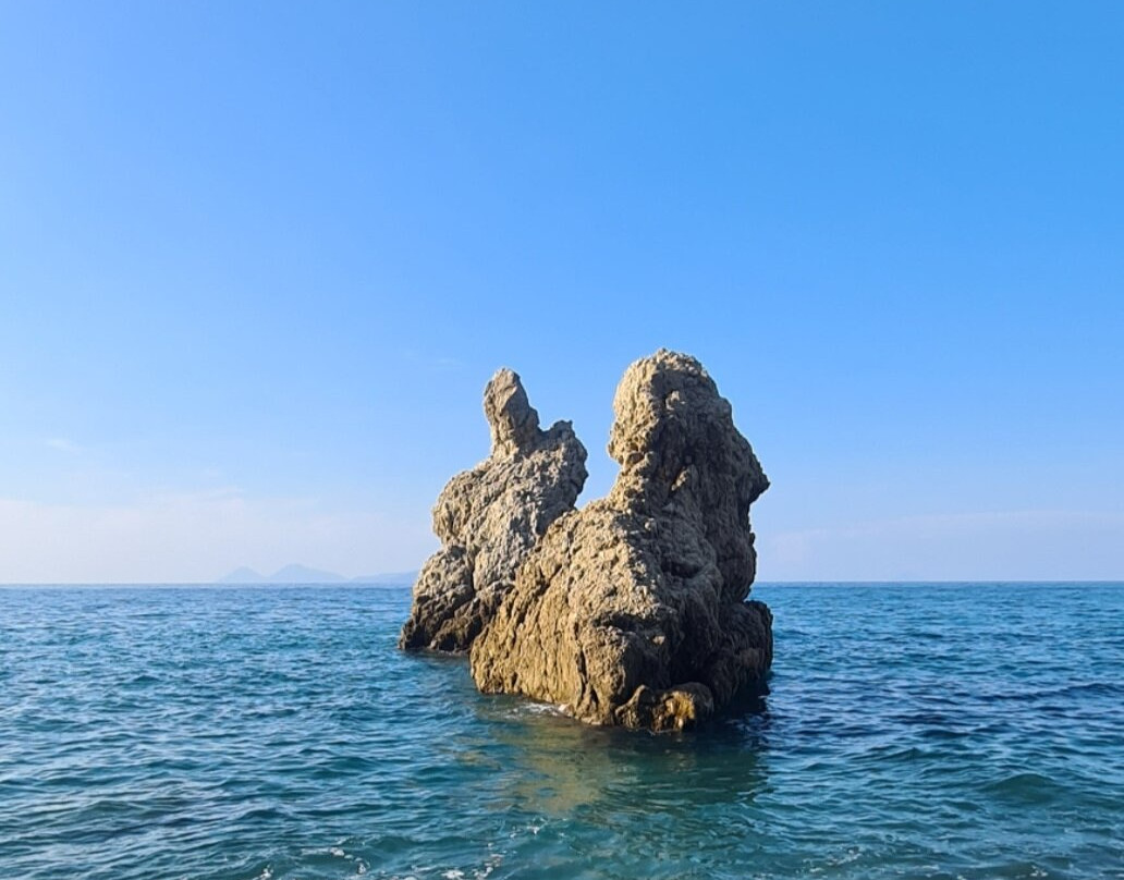 Grotte Beach Sicilia景点图片
