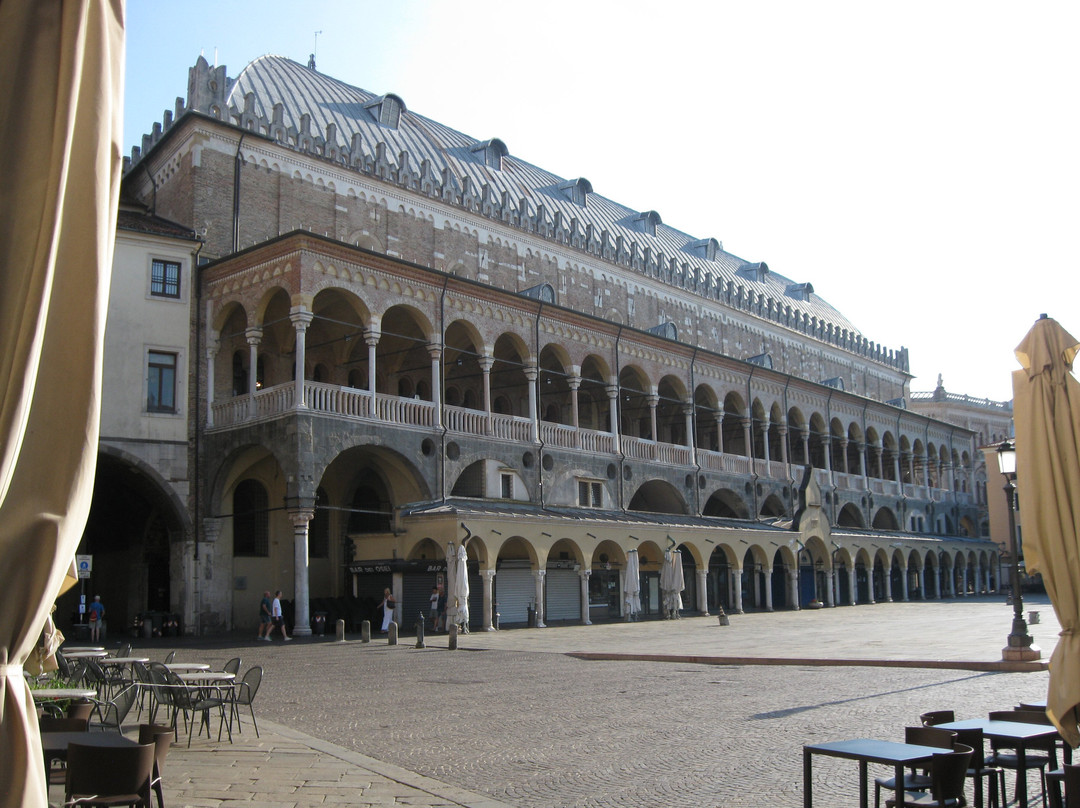 Piazza della Frutta-帕多瓦必去景点