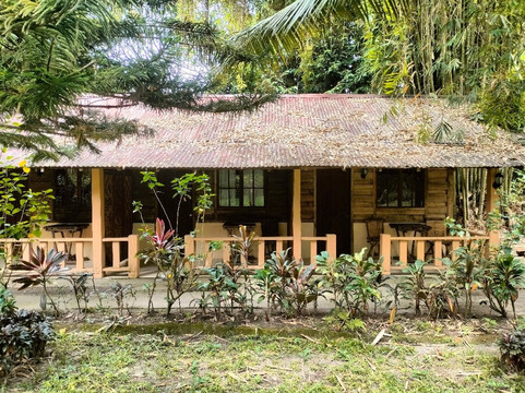 Sars Paradise Resort