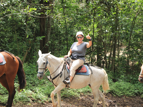 Summer Tour Gte-利比里亚必去景点