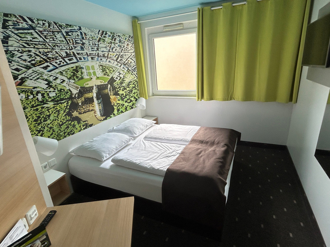 卡尔斯鲁厄酒店主图