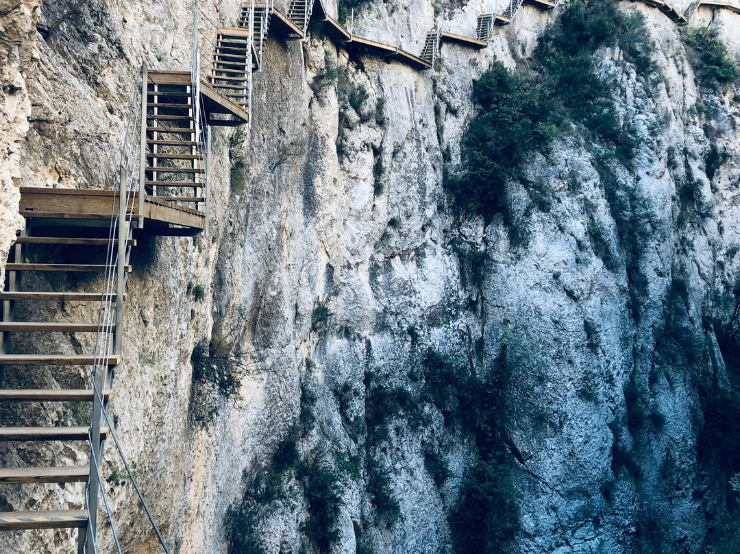 Pasarela De La Presa De Relleu景点图片
