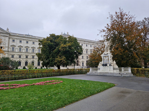 Good Vienna Tours-维也纳必去景点