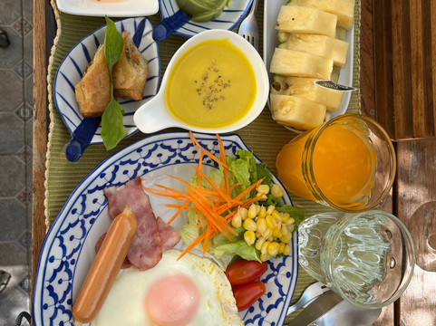 巴昂迪恩斯旅馆主图