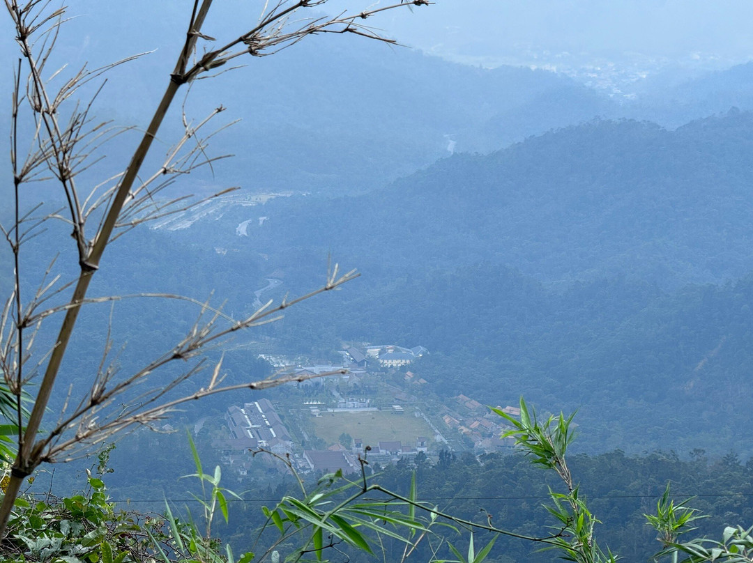 Yen Tu Mountain-Uong Bi必去景点