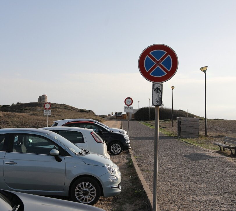 Spiaggia Di Capo San Marco-卡布拉斯必去景点