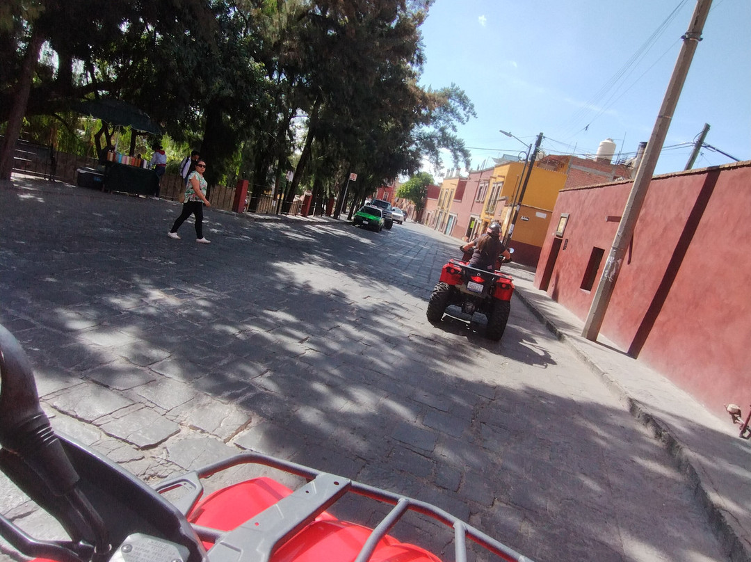 Explore San Miguel Off-Road (Tours en cuatrimoto)-圣米格尔护城必去景点