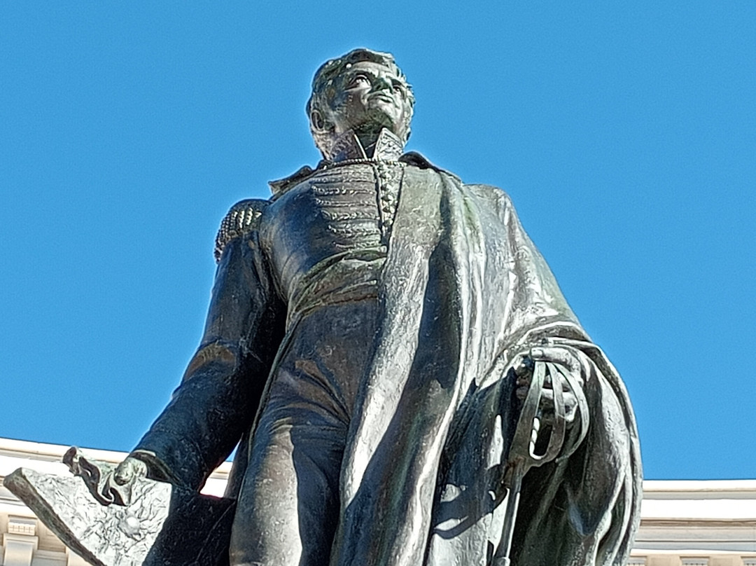 Monumento a Gabriele Pepe-坎波巴索必去景点