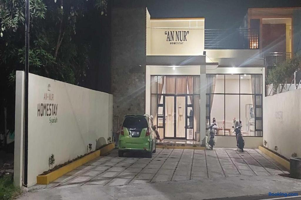 Capital O 93489 An Nur Homestay Syariah