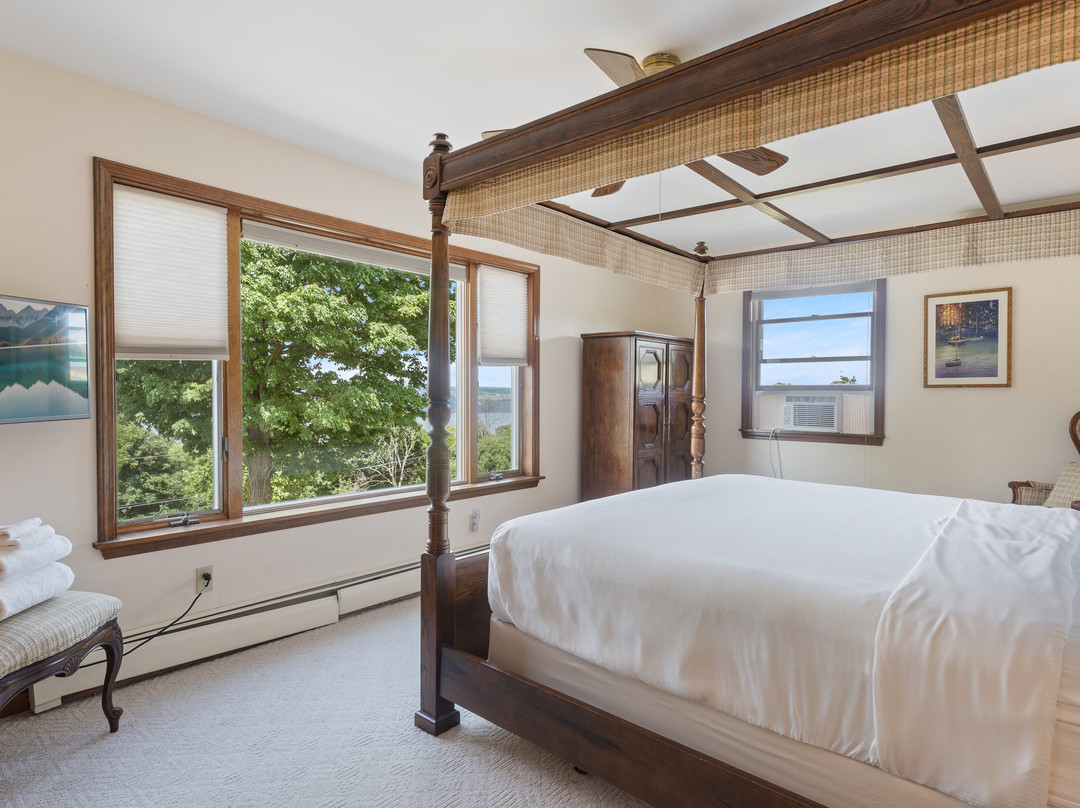 The Lodge at Grist Iron主图