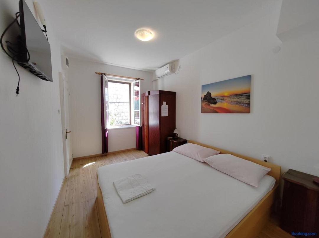 Apartments Lena