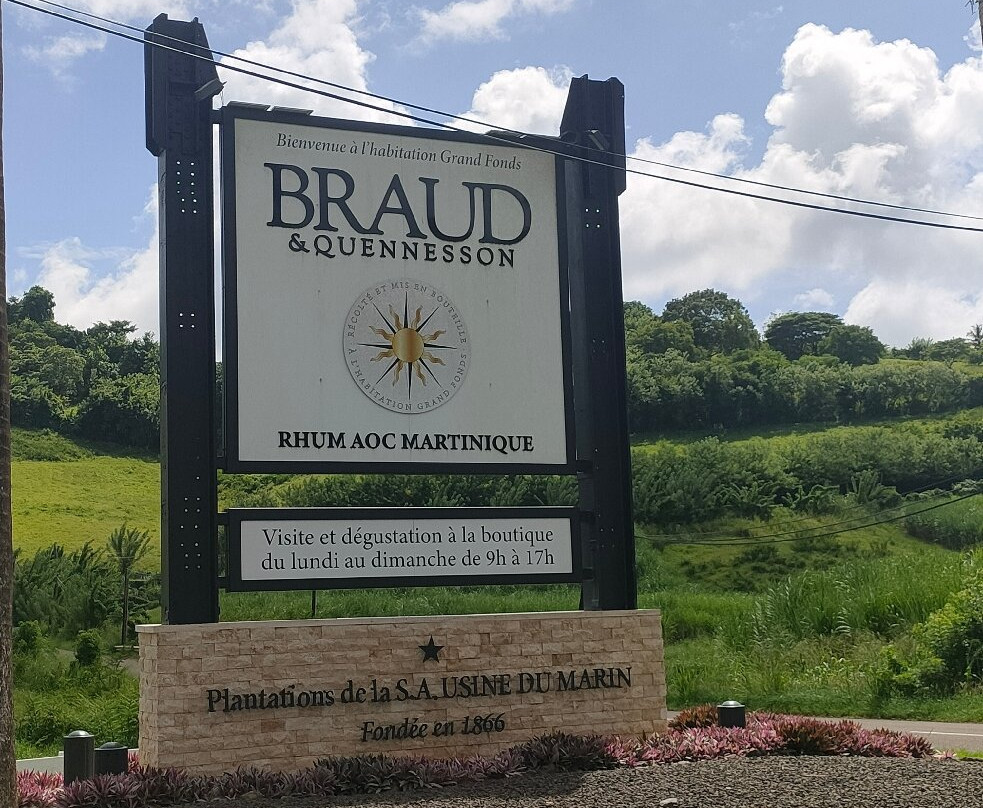 Distillerie BRAUD et QUENNESSON-Le Marin必去景点