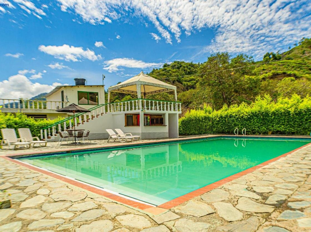 Club Campestre Ecologico la Esmeralda