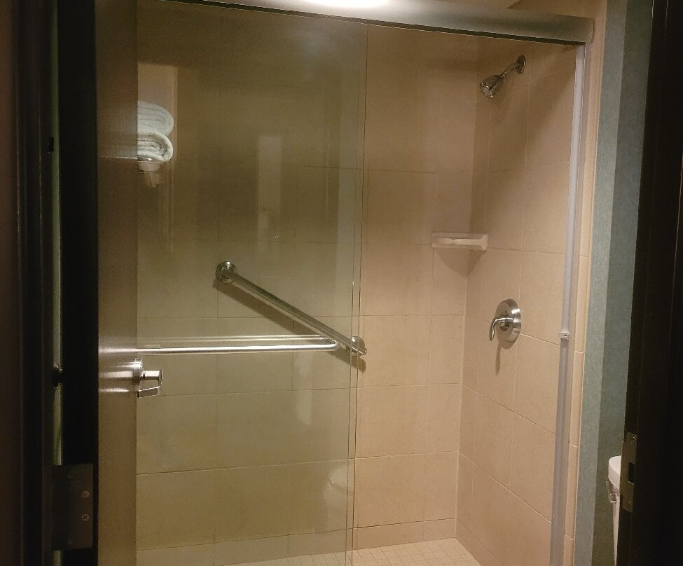 Hyatt Place Chicago/Naperville/Warrenville主图