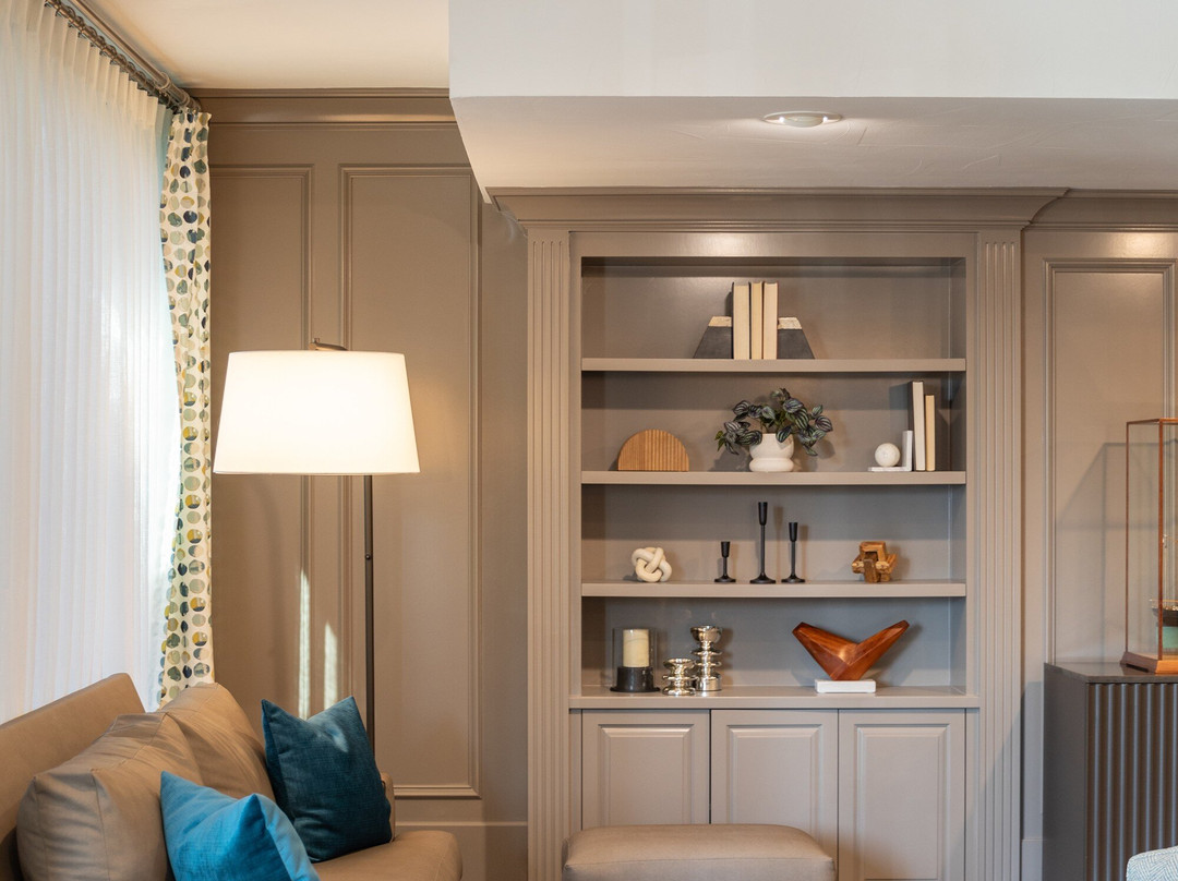 约巴林达艾瑞斯套房酒店主图