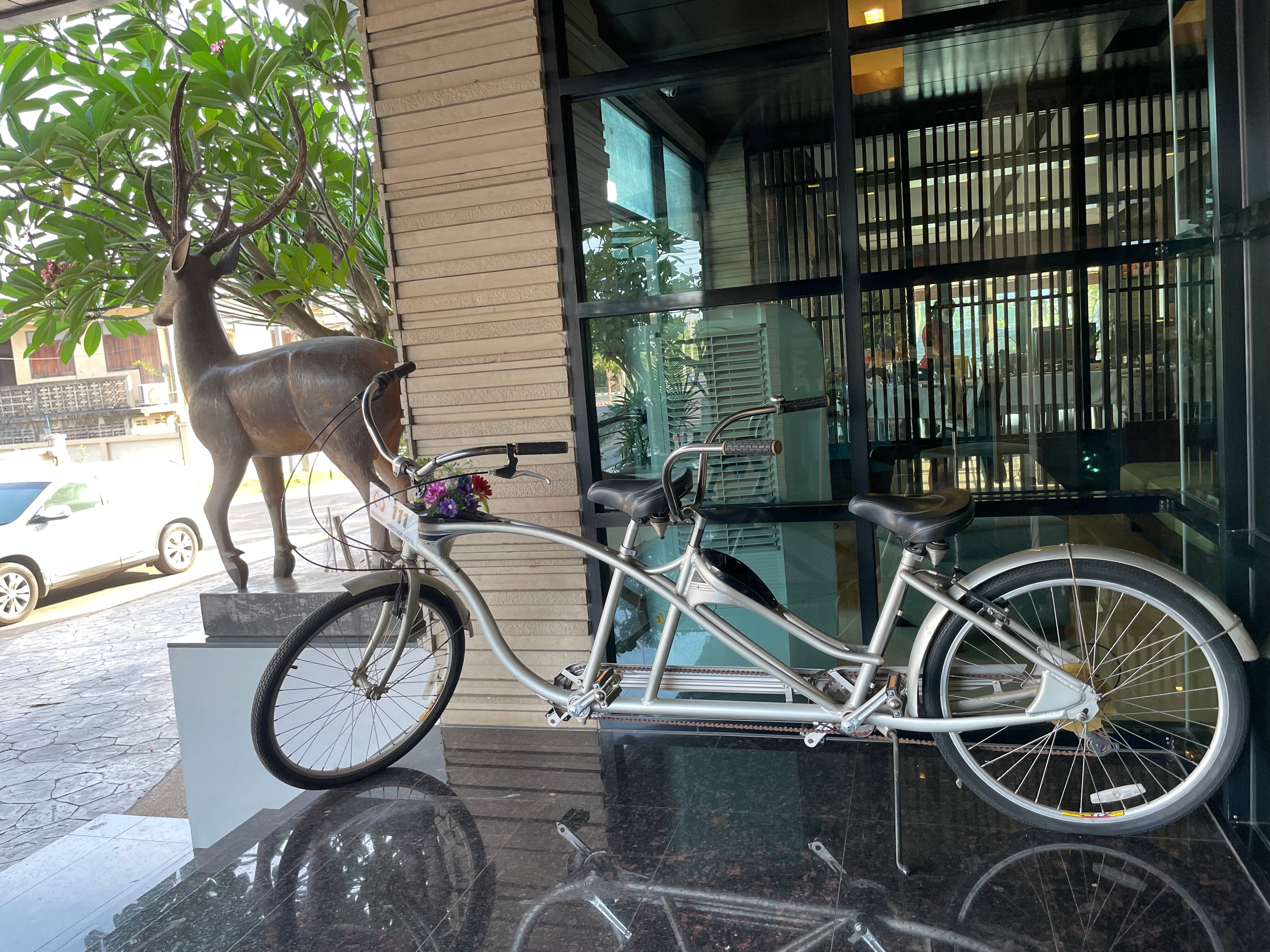 纳瓦拉酒店-官方