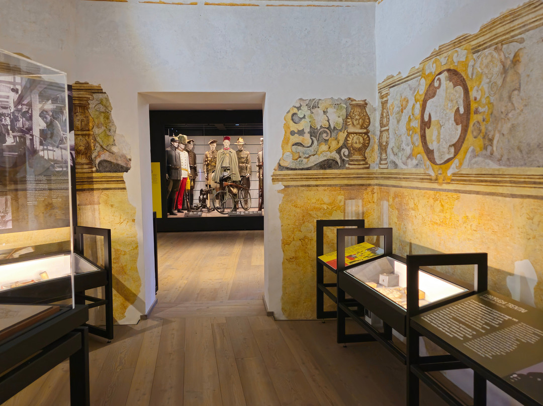 Museo Storico Italiano Della Guerra景点图片