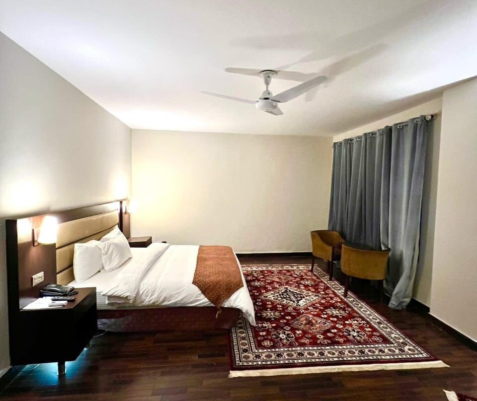 Hunza Darbar Hotel主图