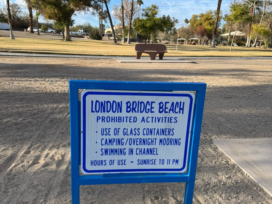 London Bridge Beach-哈瓦苏湖城必去景点
