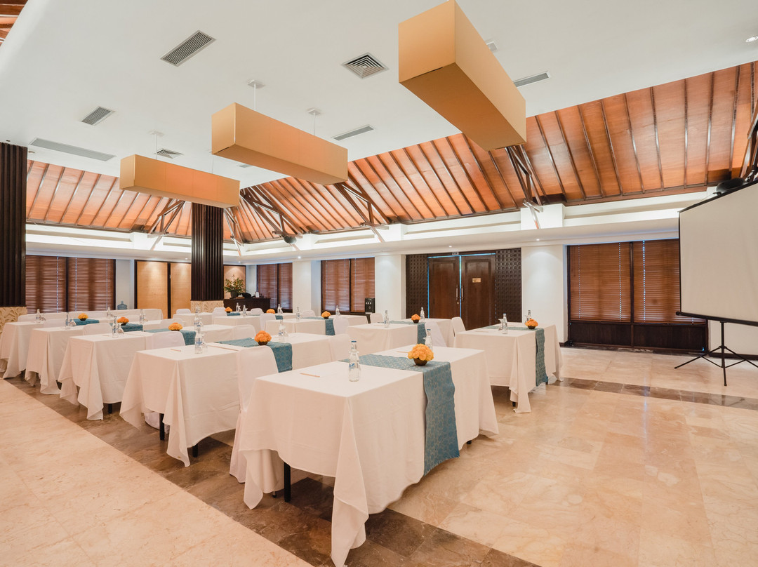 拉玛坎迪达沙度假村主图