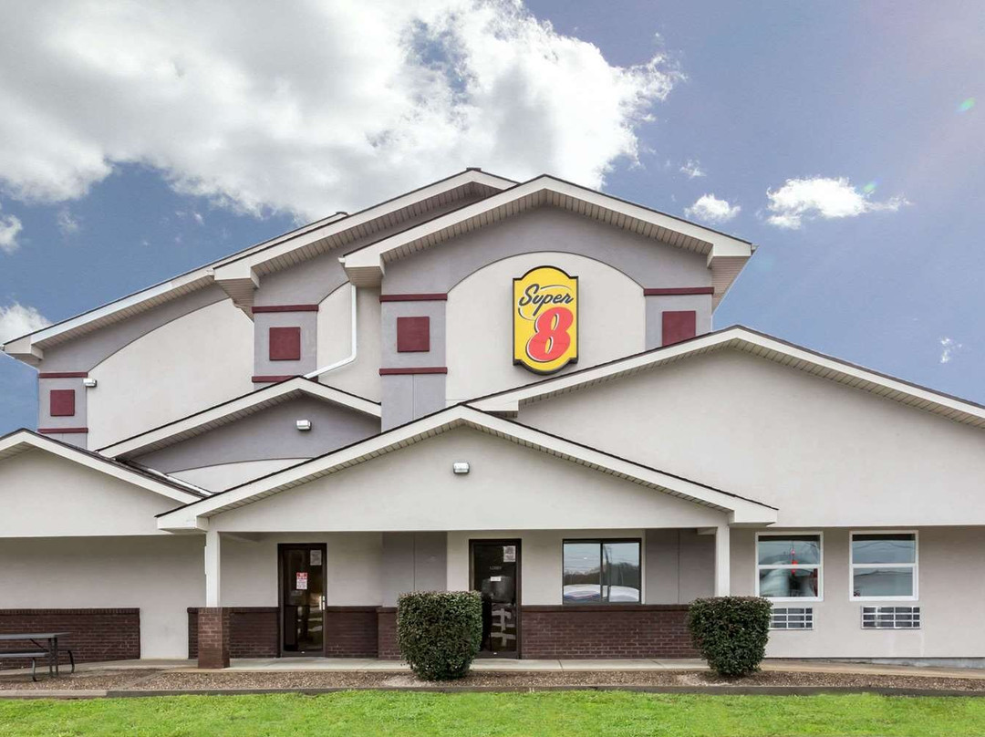 Super 8 by Wyndham Summersville主图