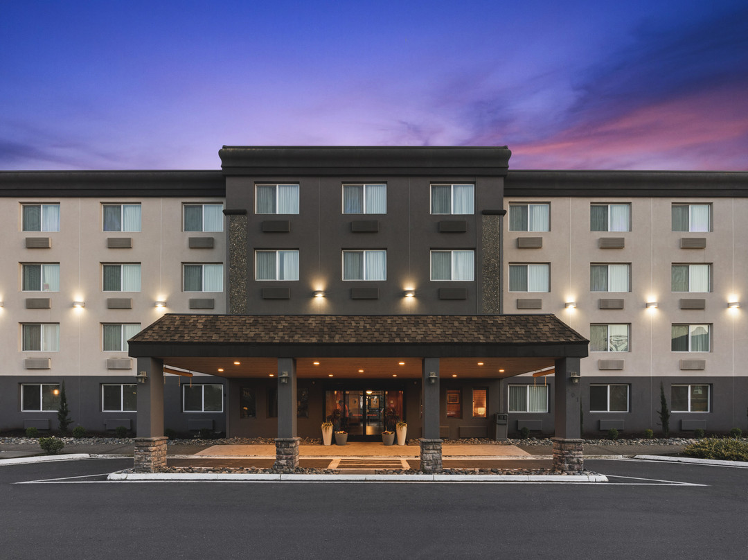 温哥华康福特茵旅馆&套房酒店主图